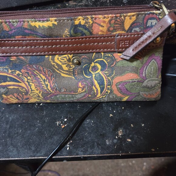 WOMANS WALLET BY RELIC - Picture 5 of 5